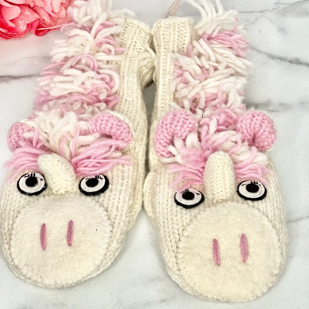 ❗️NWT❗️FLEECE LINED KNIT UNICORN MITTENS WOMEN OR KIDS